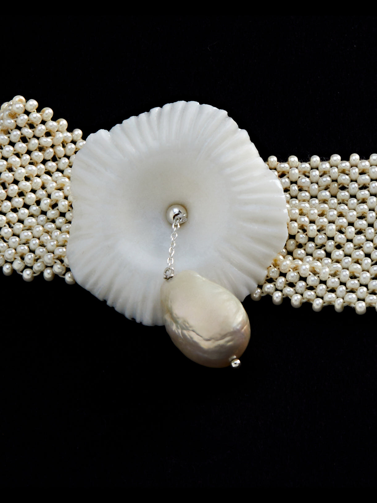 Neelpushpi Choker | White